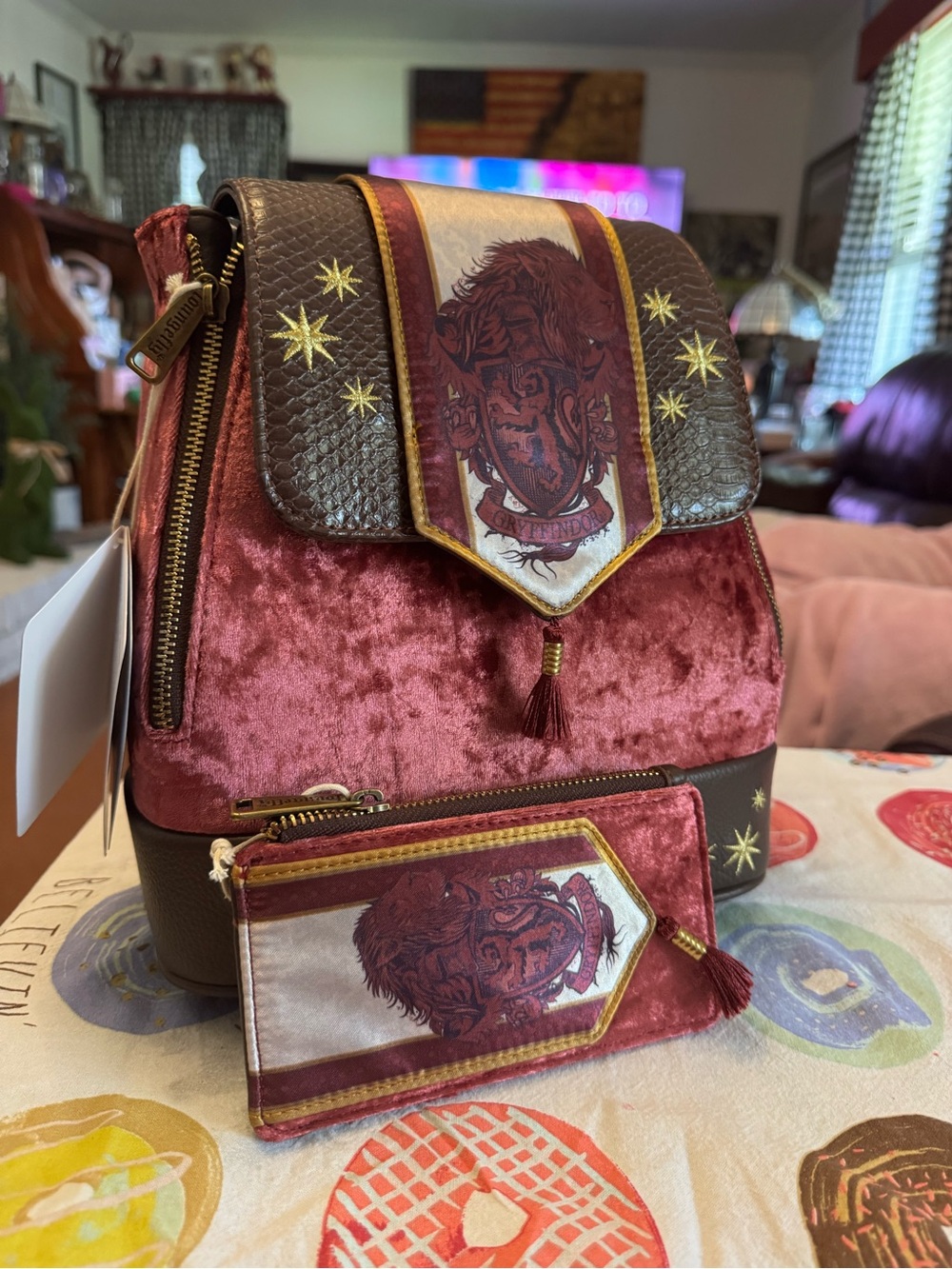 Loungefly Burgundy Velvet Harry Potter Backpack Gryfndor Banner and Wallet
